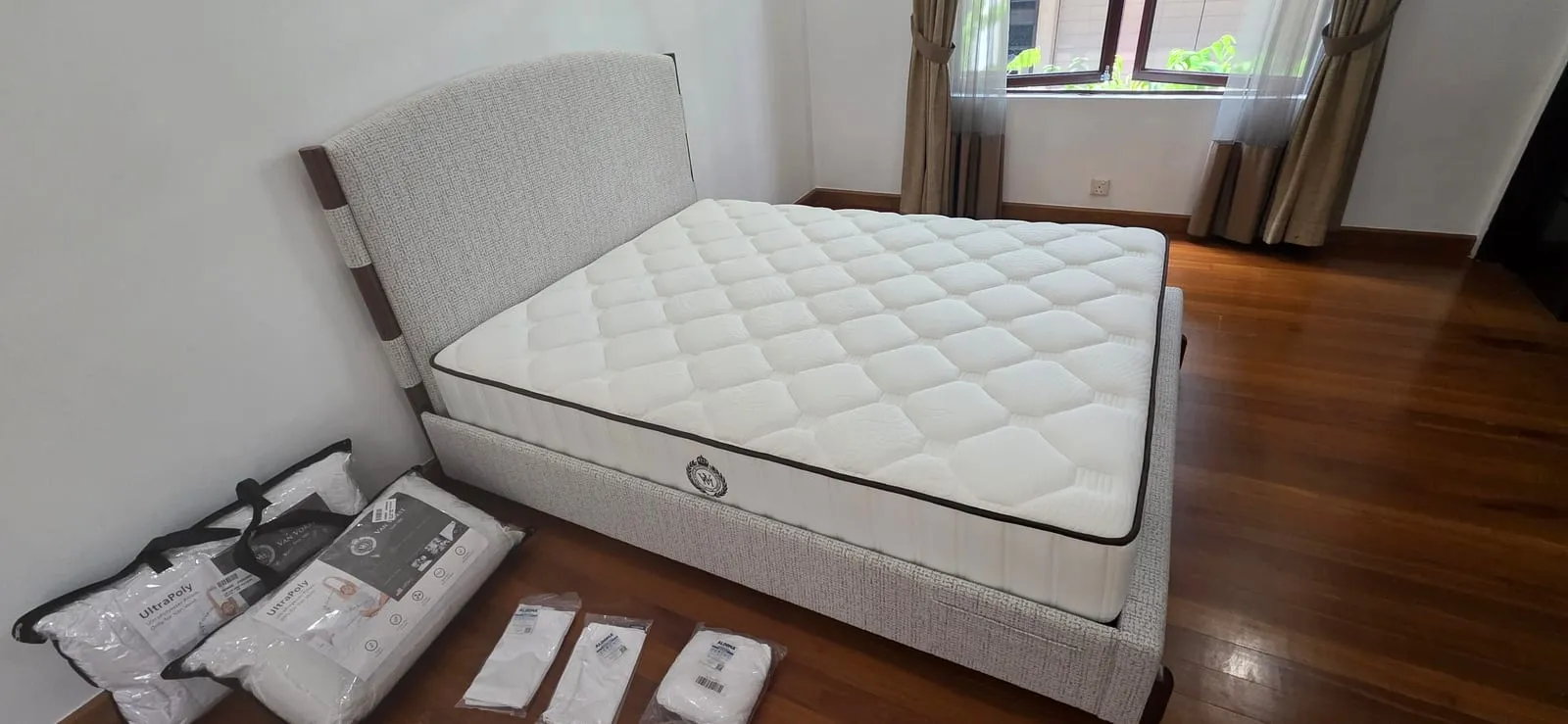First-floor bedroom 2 at Villa Mont Kiara, furnished with a queen bed.