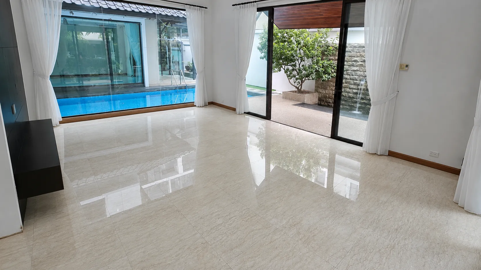 Living hall — as it is